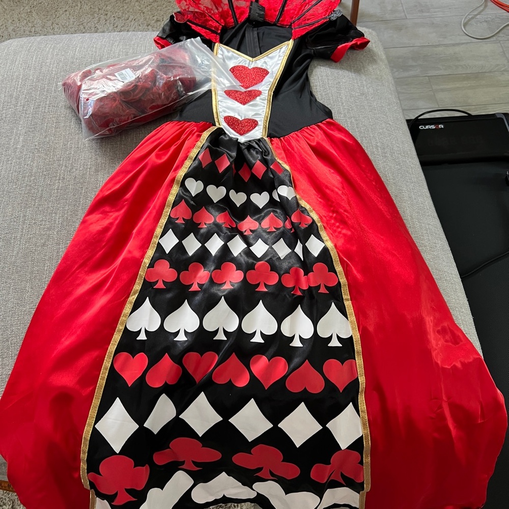 Queen of Hearts Costume with wig and crinoline/petticoat